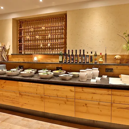 Otel Astoria 4*